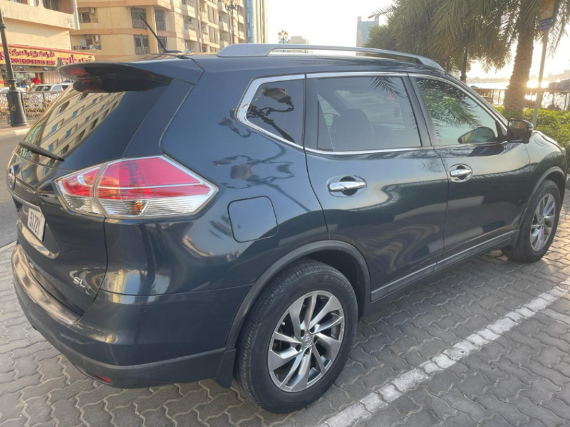 NISSAN ROGUE