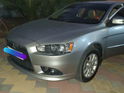 Mitsubishi lancer EX 2015